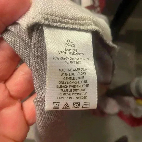 DKNY Rayon blend short sleeve colors on the sides are blue pink yellow & white - Picture 6 of 6